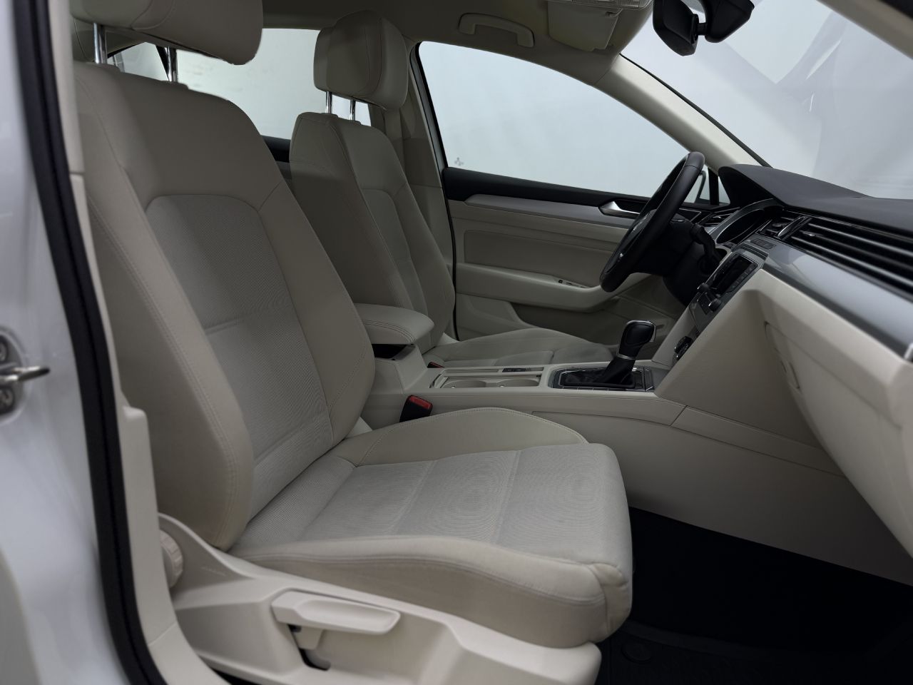 Volkswagen Passat | 10