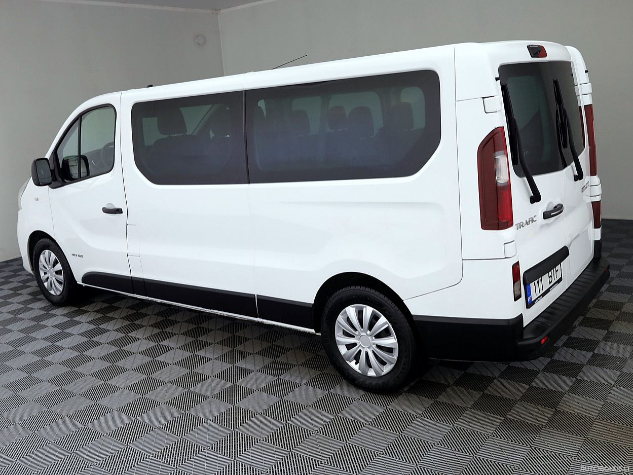 Renault | 3