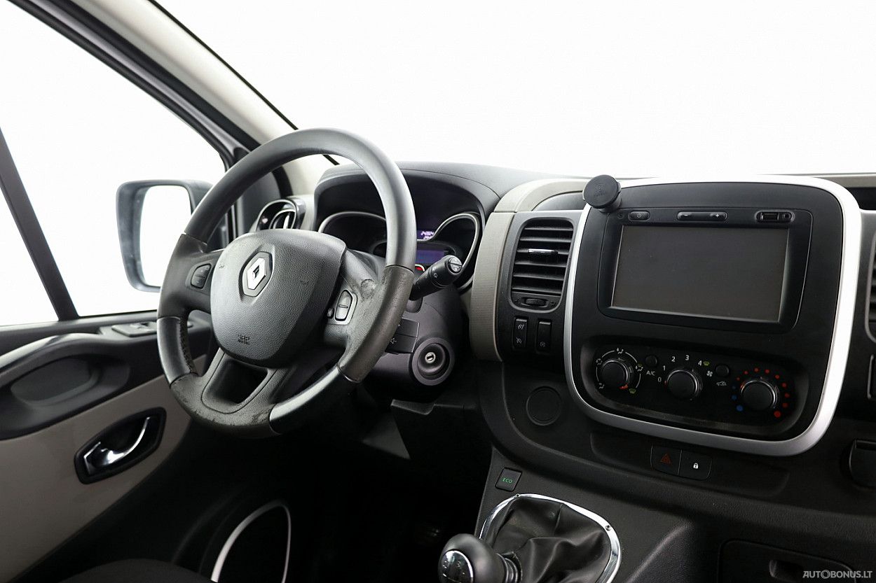 Renault | 4