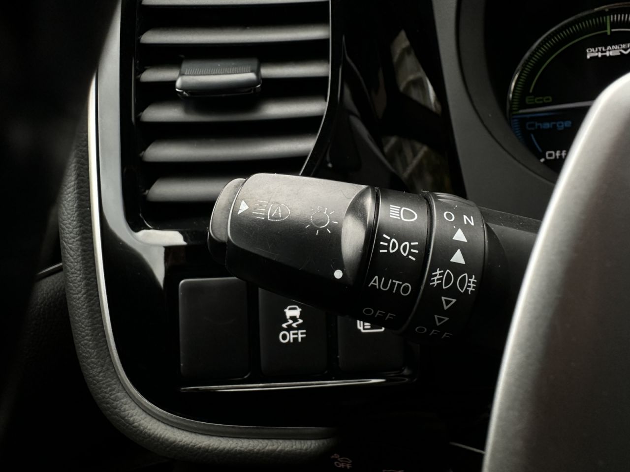Mitsubishi Outlander | 9