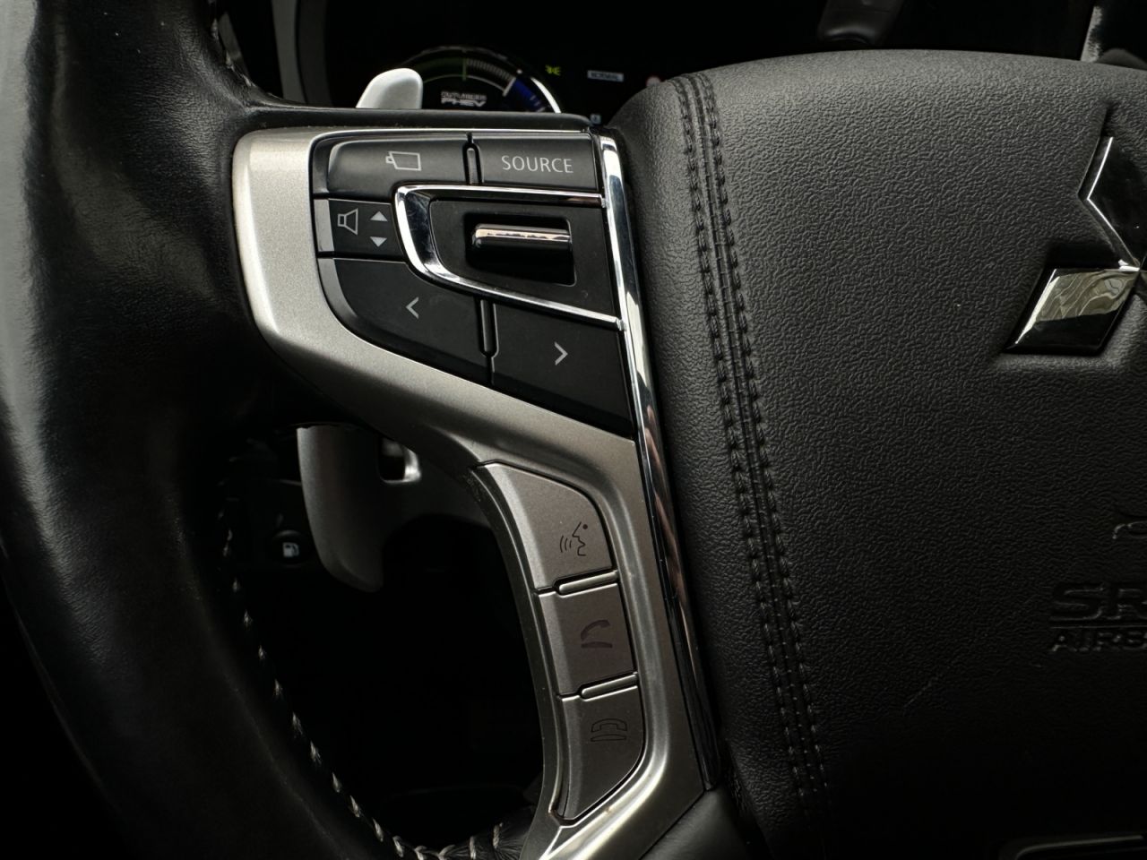Mitsubishi Outlander | 7