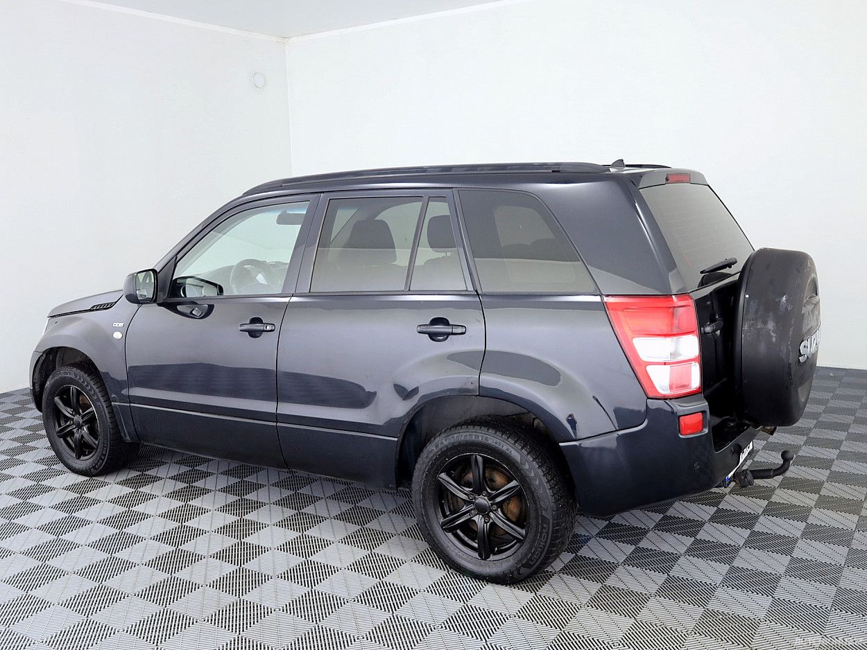 Suzuki | 3
