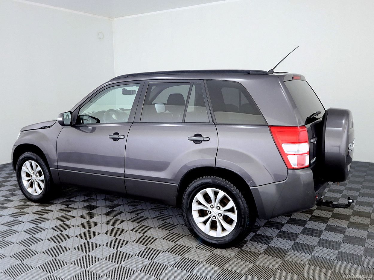 Suzuki | 3
