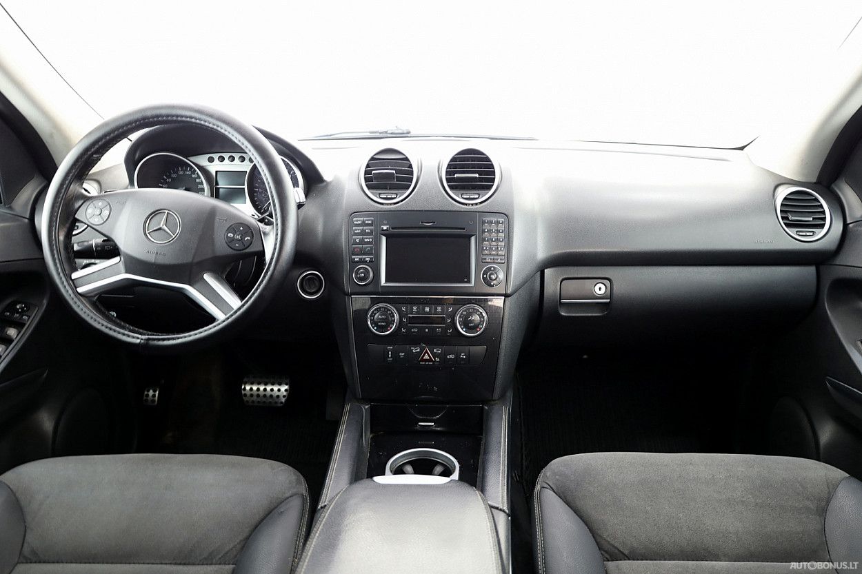 Mercedes-Benz | 4