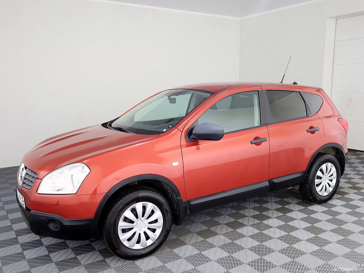 Nissan | 1