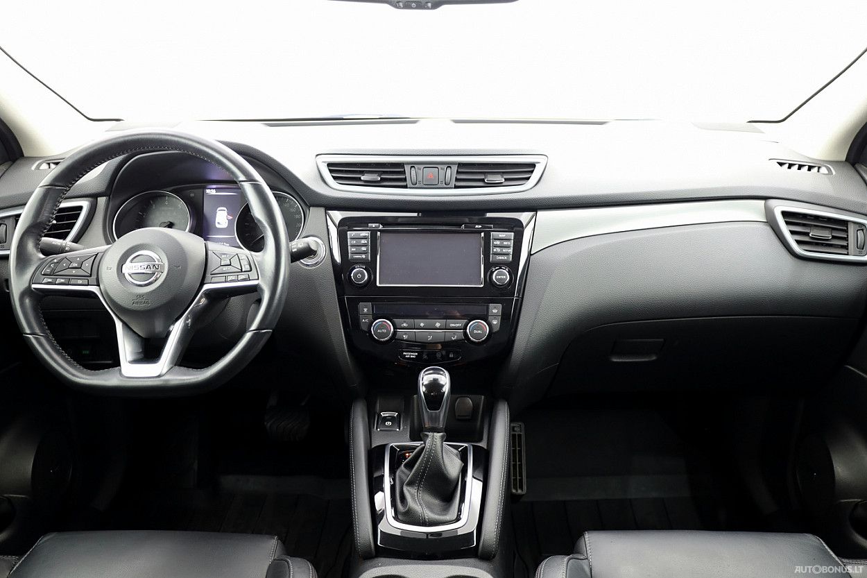 Nissan | 4