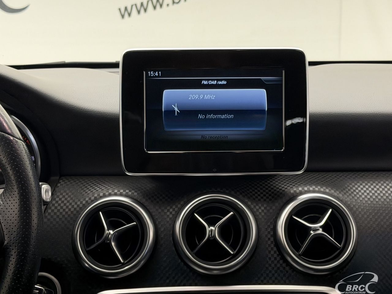 Mercedes-Benz A220 | 15