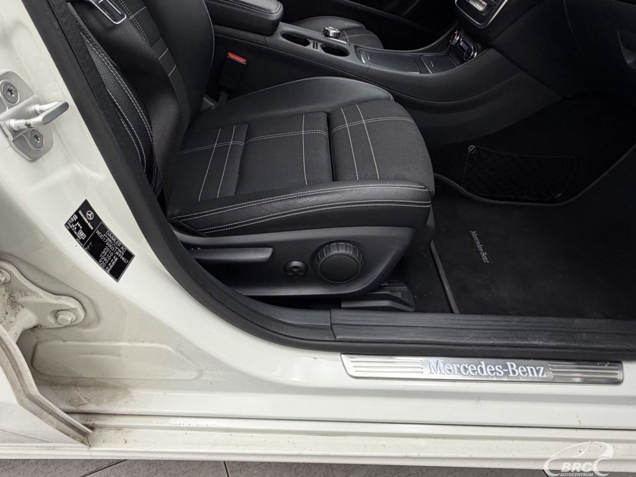 Mercedes-Benz A220 | 5