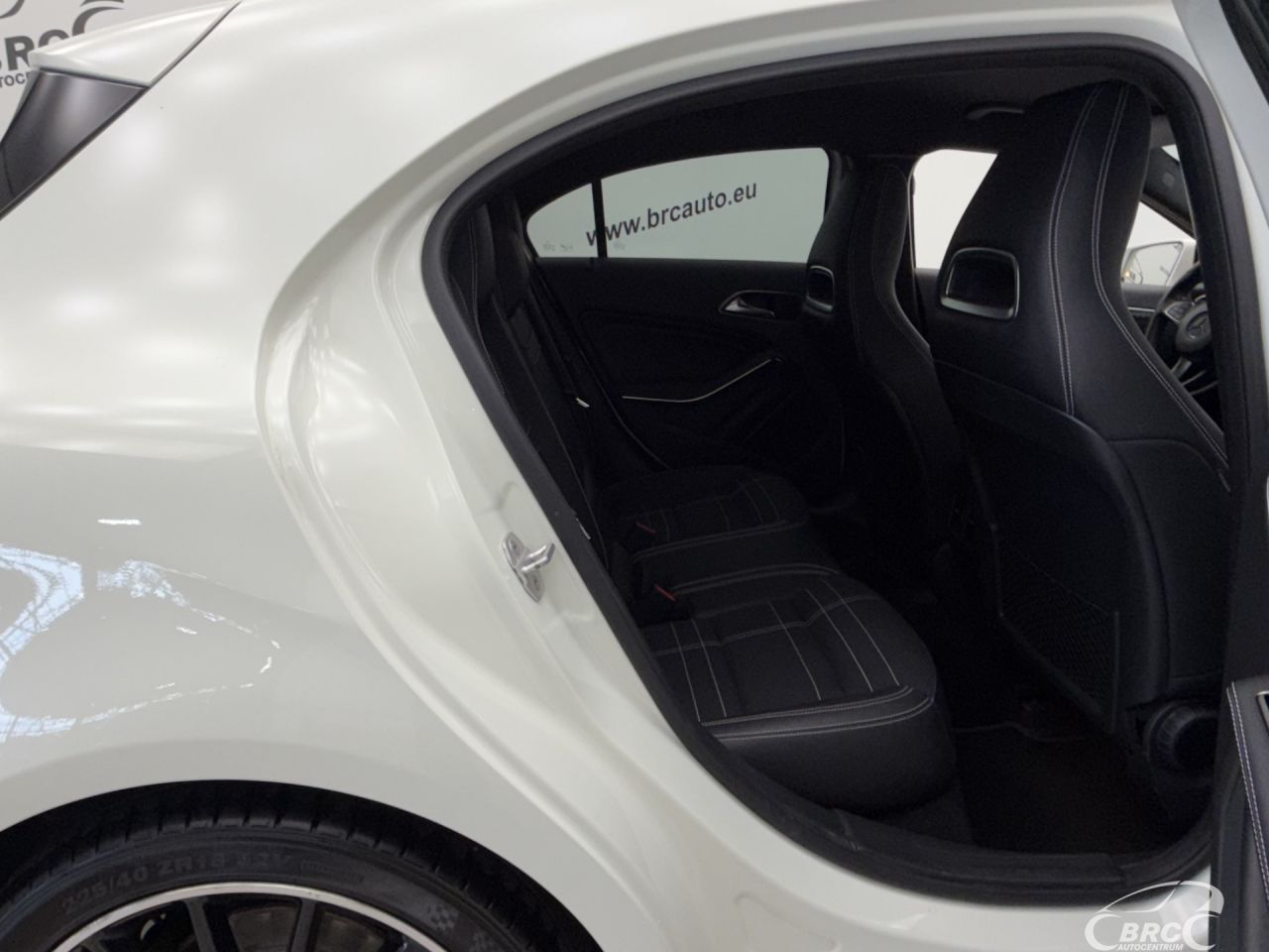 Mercedes-Benz A220 | 9
