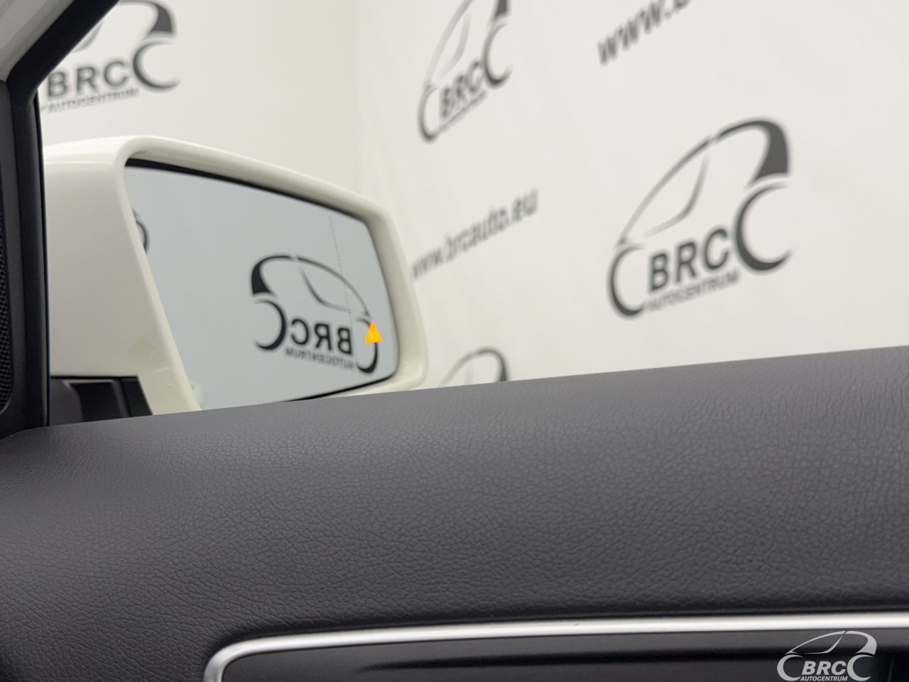 Mercedes-Benz A220 | 8
