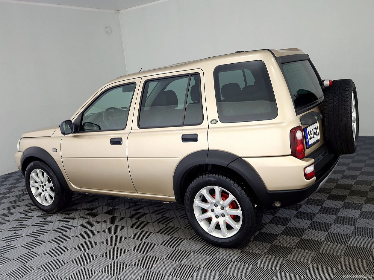 Land Rover | 3