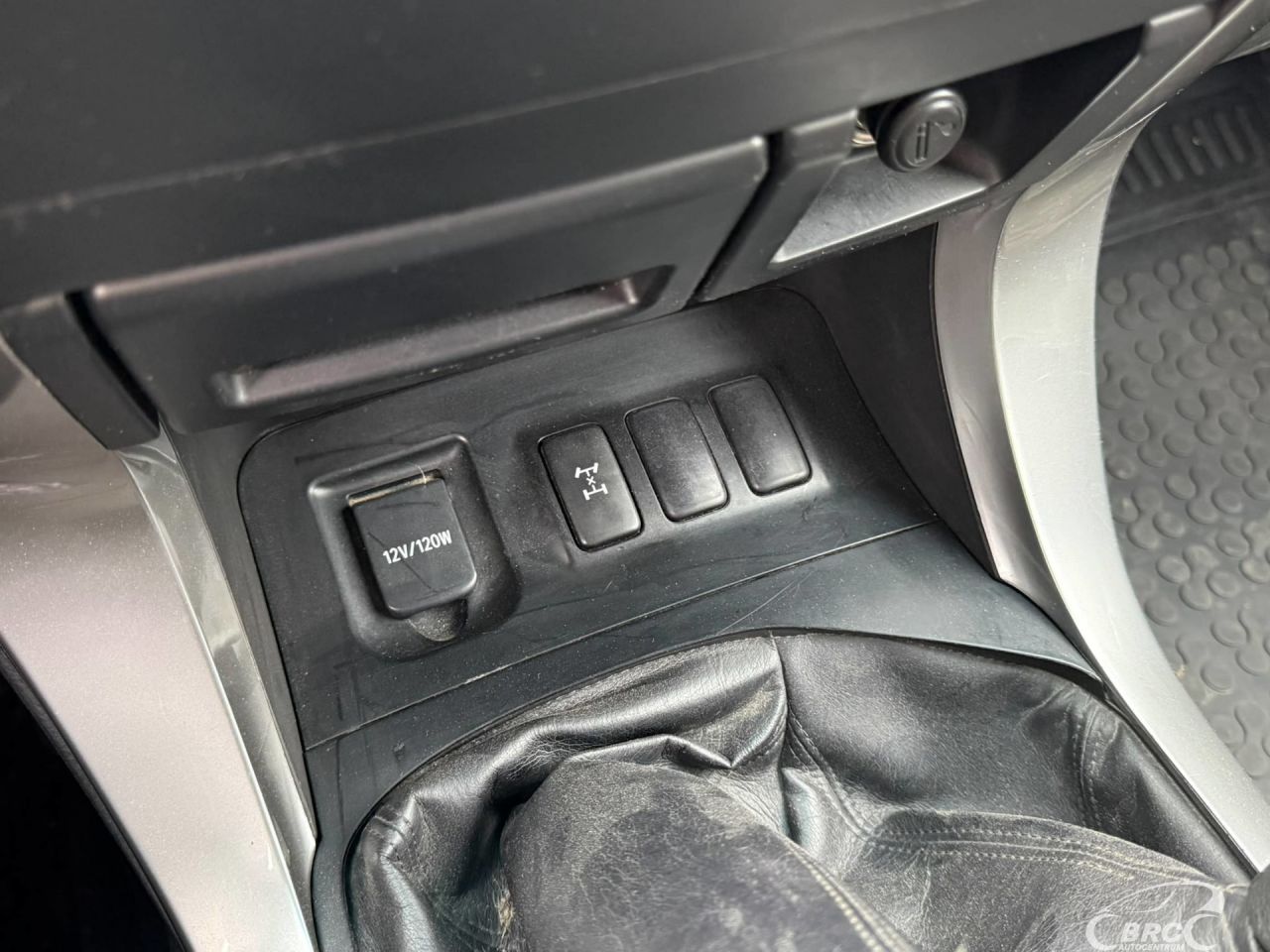 Toyota Land Cruiser | 36