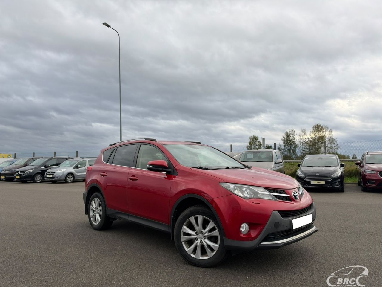 Toyota RAV4 | 10