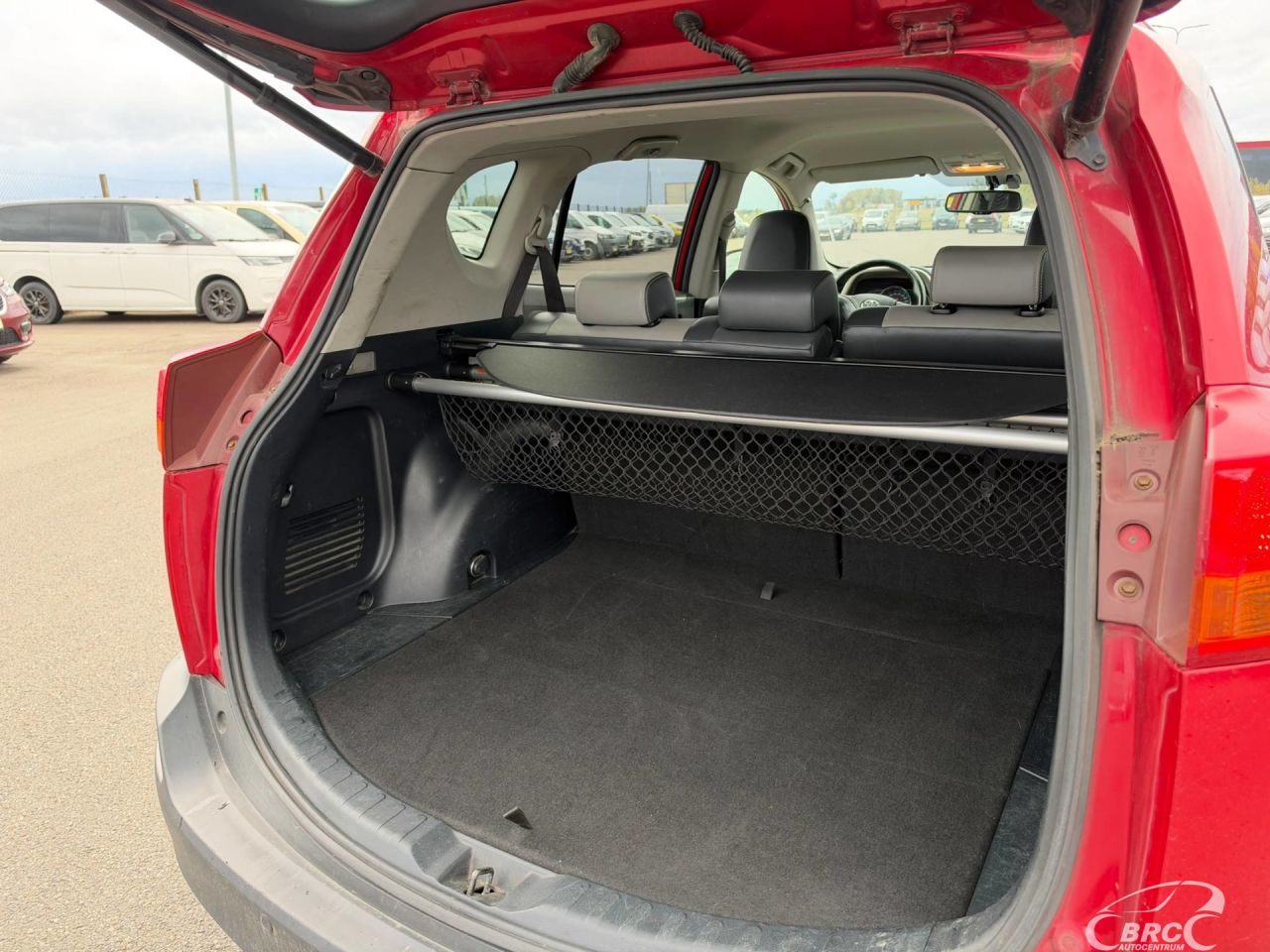 Toyota RAV4 | 18