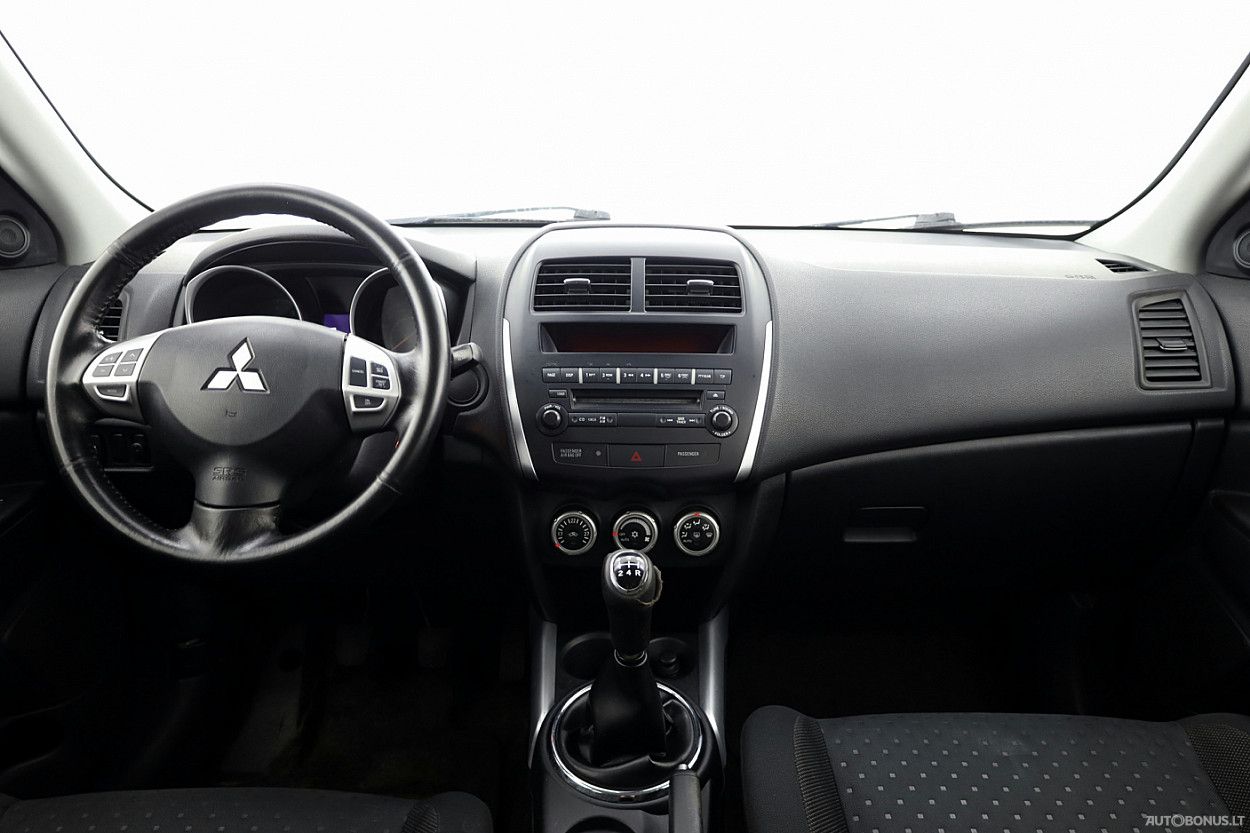 Mitsubishi | 4