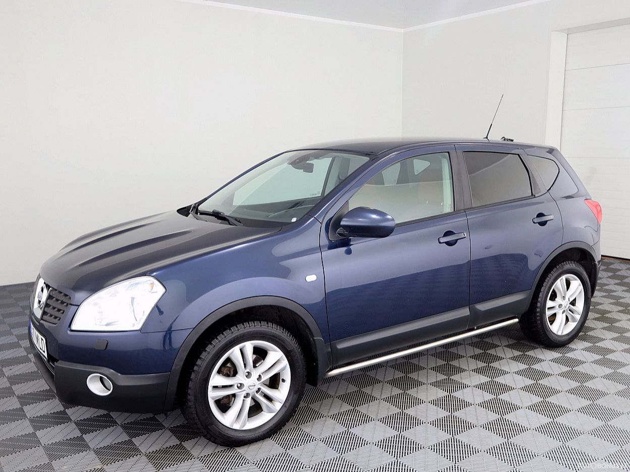 Nissan | 1