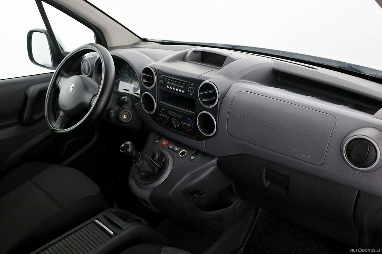 Peugeot | 4