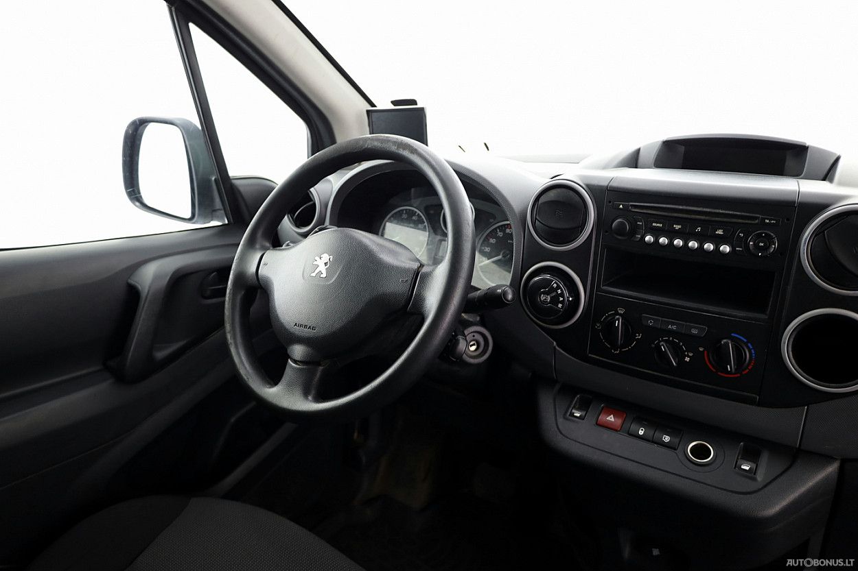 Peugeot | 4