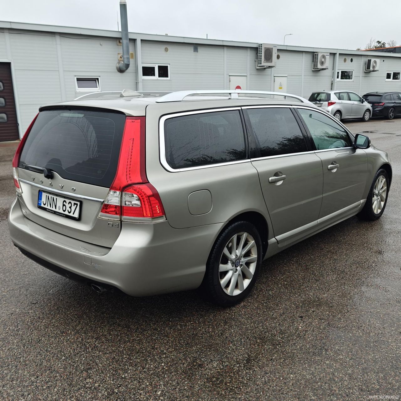 Volvo V70 | 3