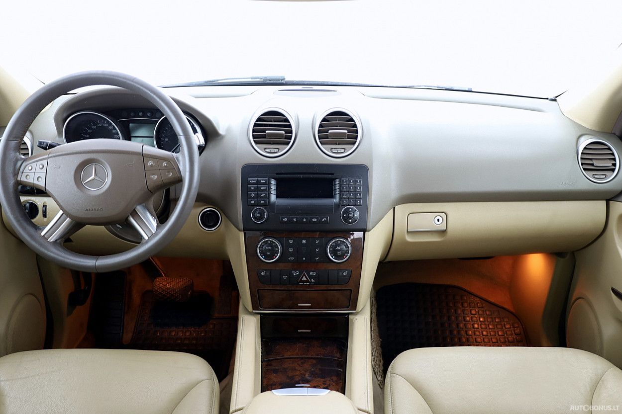 Mercedes-Benz | 4