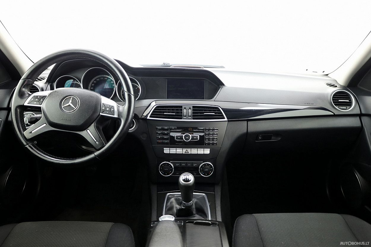 Mercedes-Benz | 4