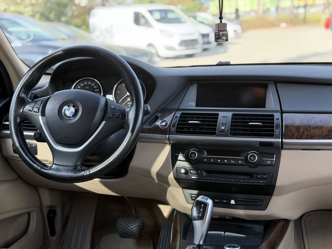 BMW X5 | 14