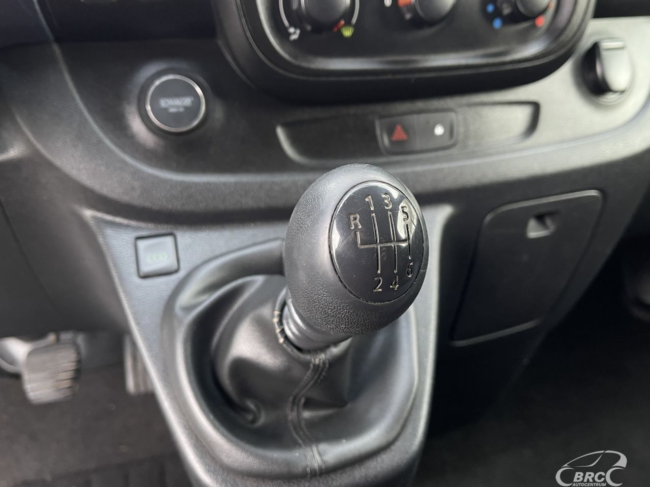 Opel Vivaro | 12