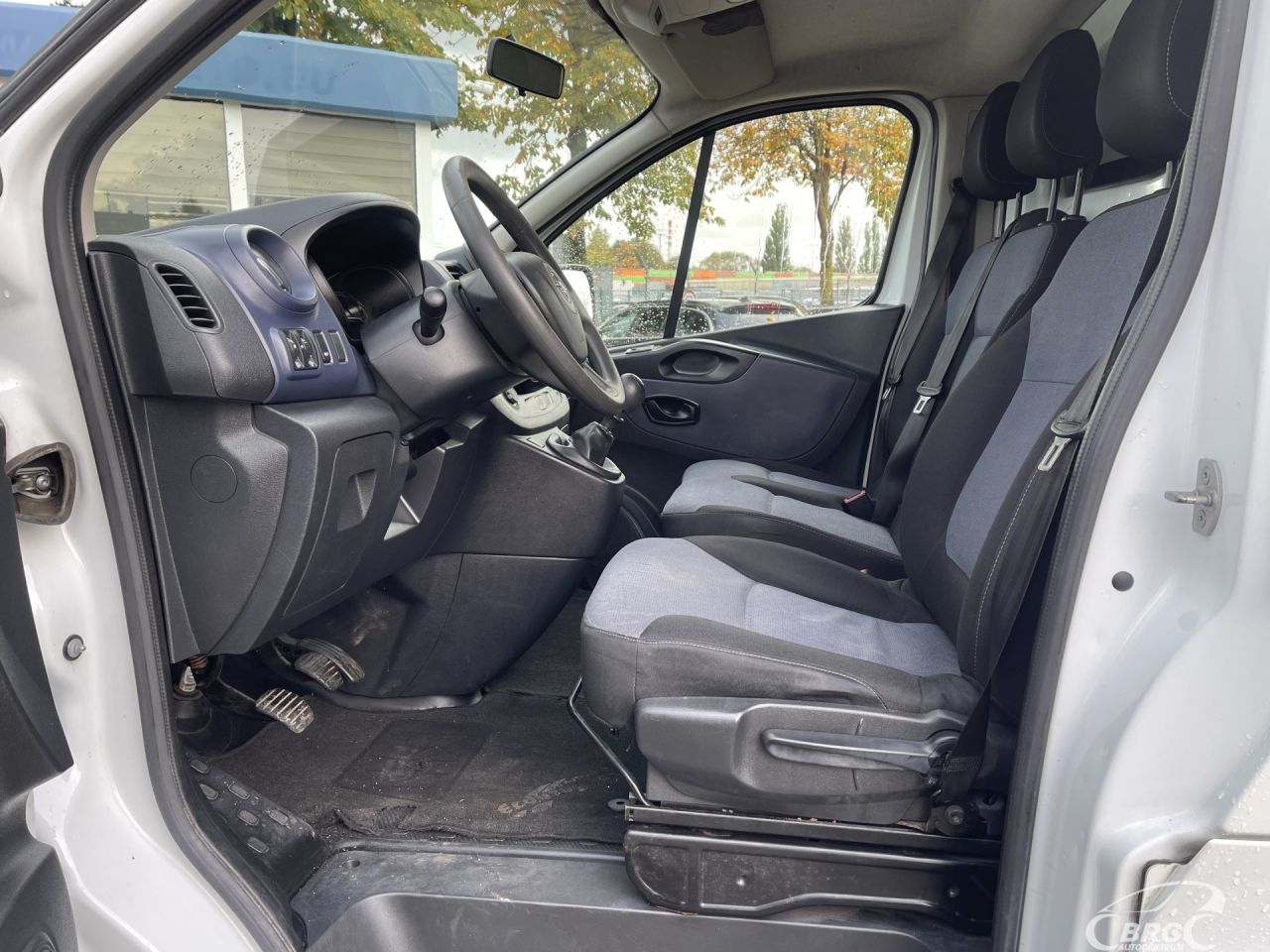 Opel Vivaro | 9