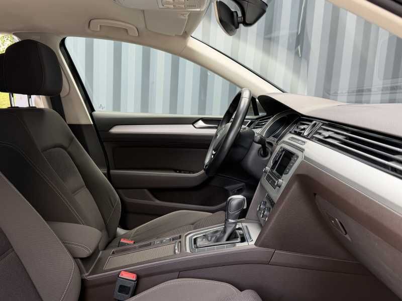 Volkswagen Passat | 10
