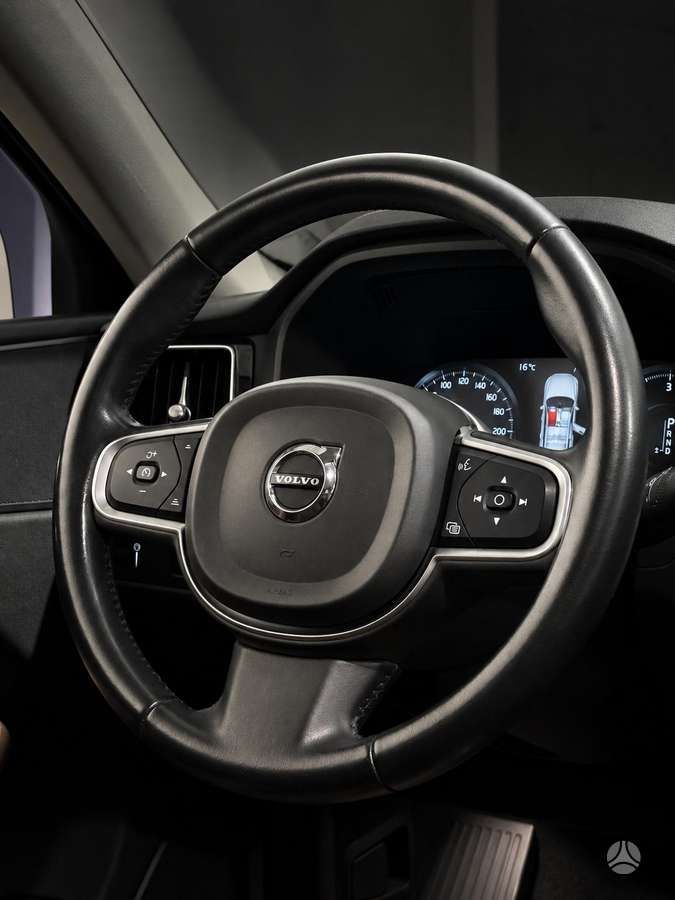 Volvo XC60 | 8