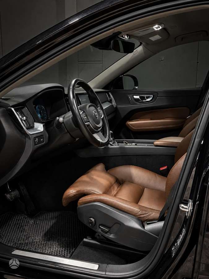 Volvo XC60 | 3