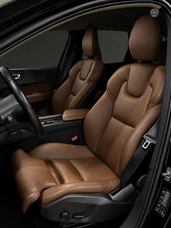 Volvo XC60 | 6