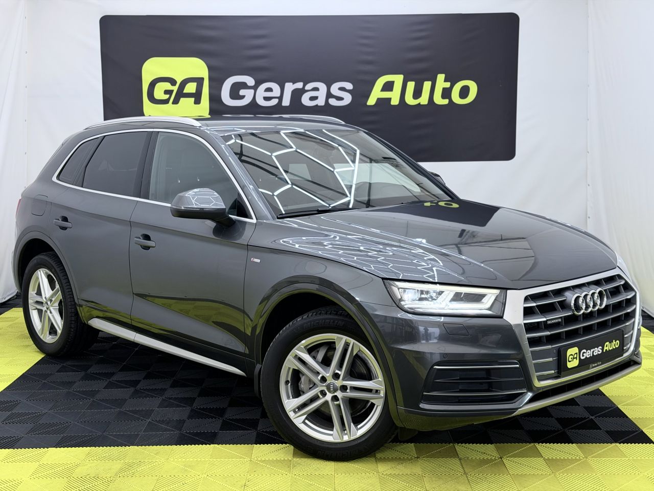 Audi Q5 | 2