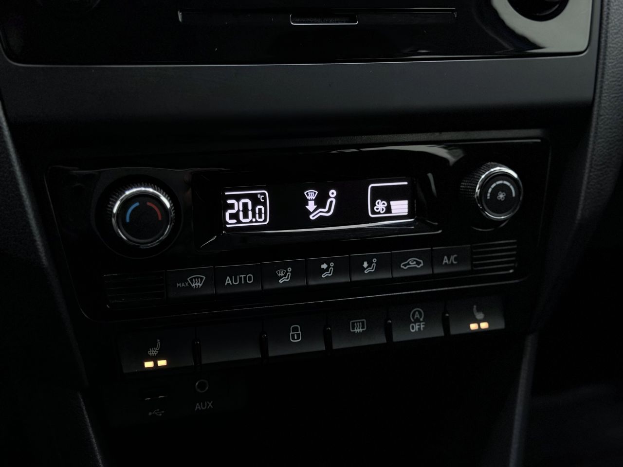 Skoda Rapid | 21