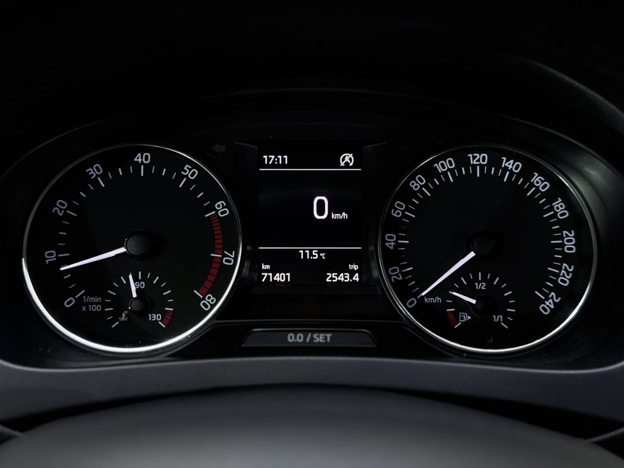 Skoda Rapid | 23