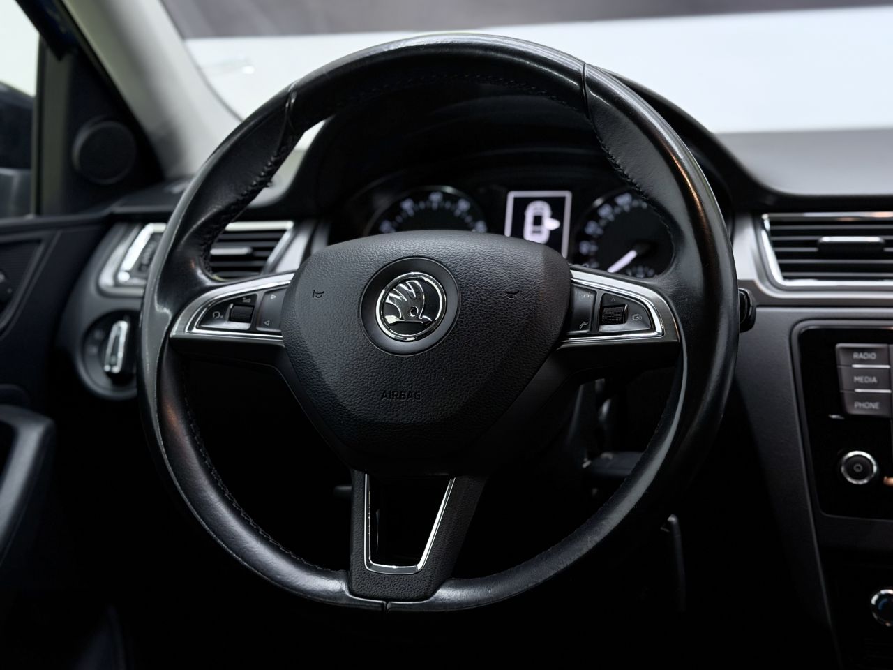 Skoda Rapid | 17