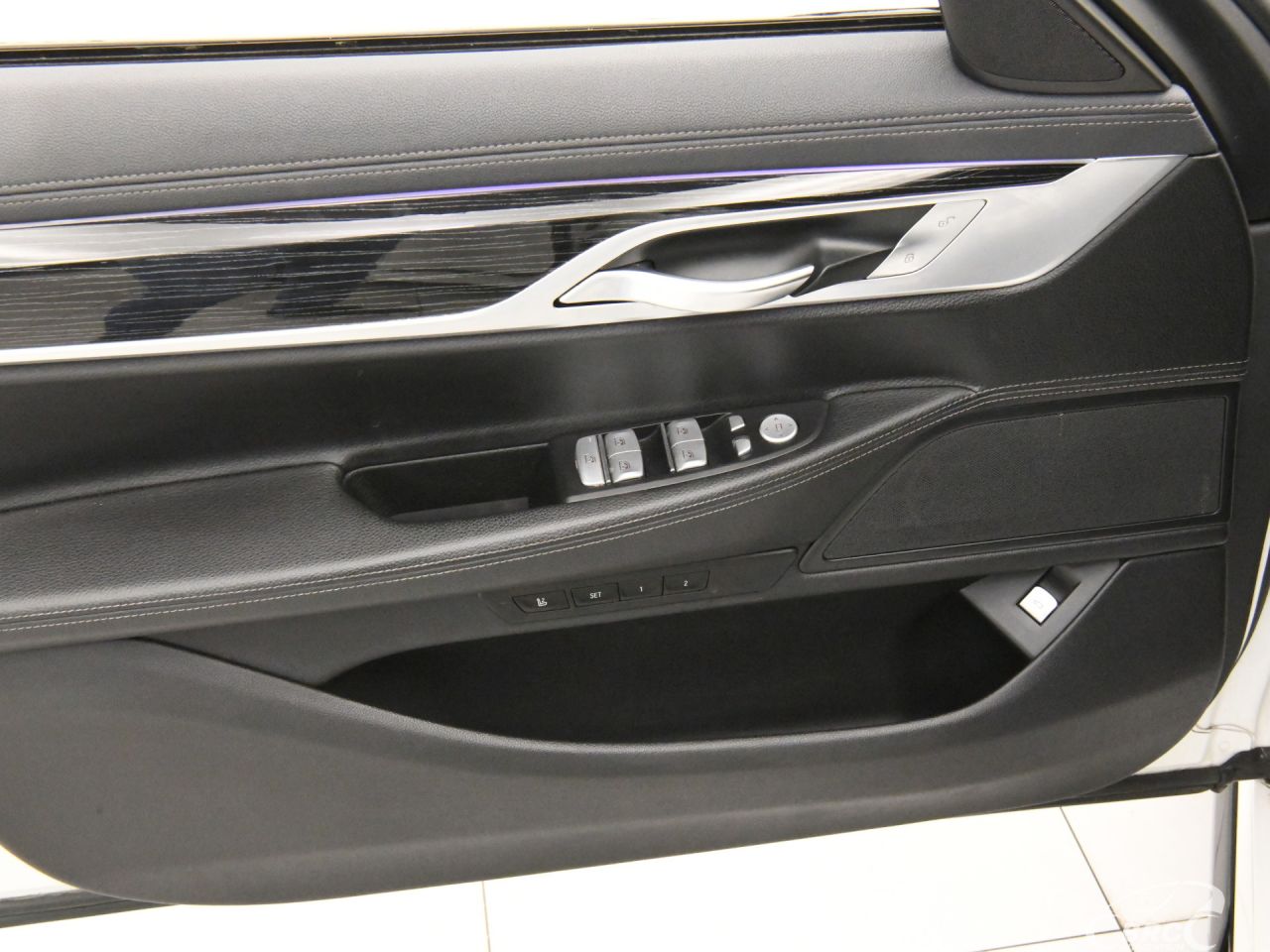 BMW 730 | 19