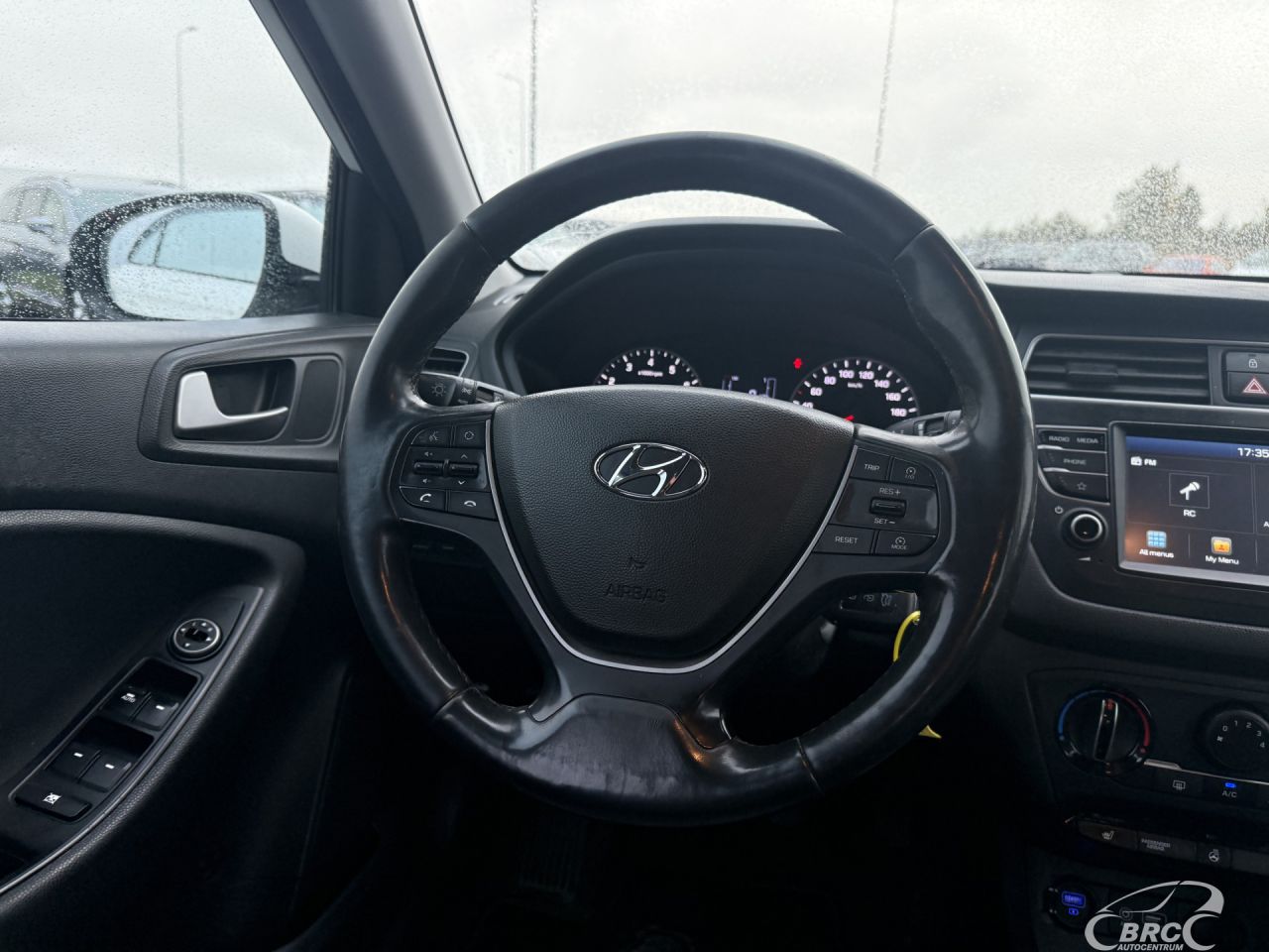 Hyundai i20 | 18