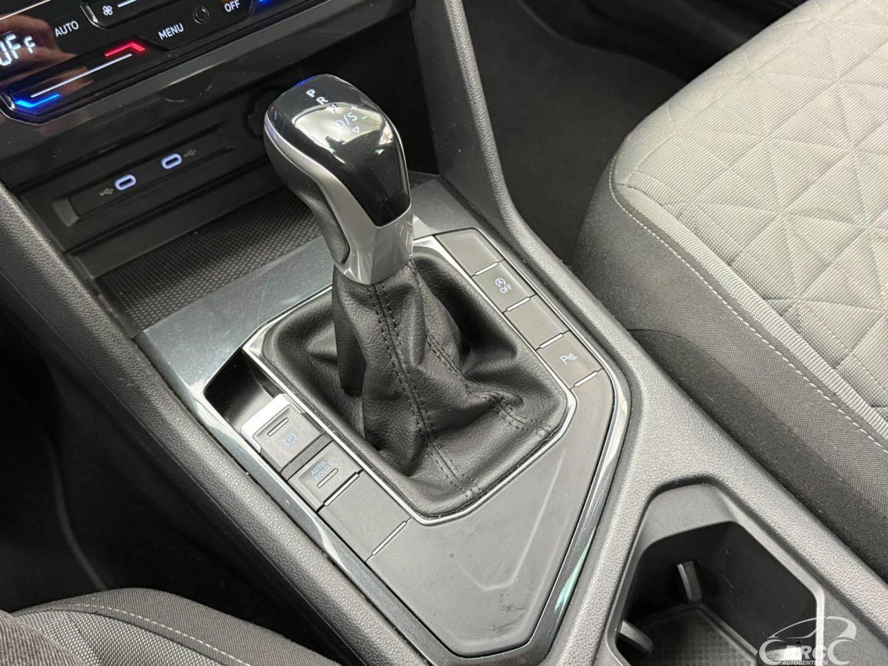 Volkswagen Tiguan | 17