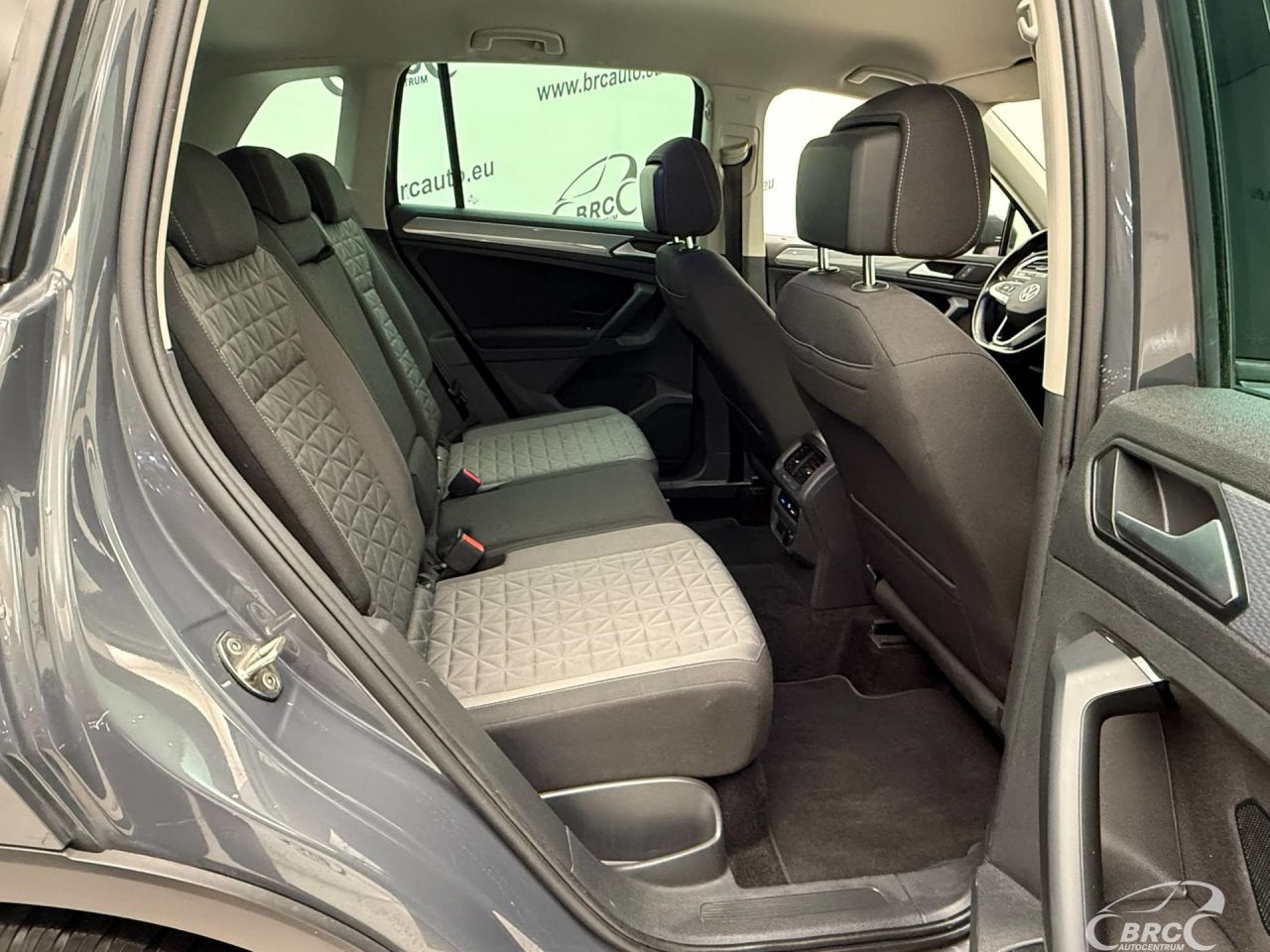 Volkswagen Tiguan | 5