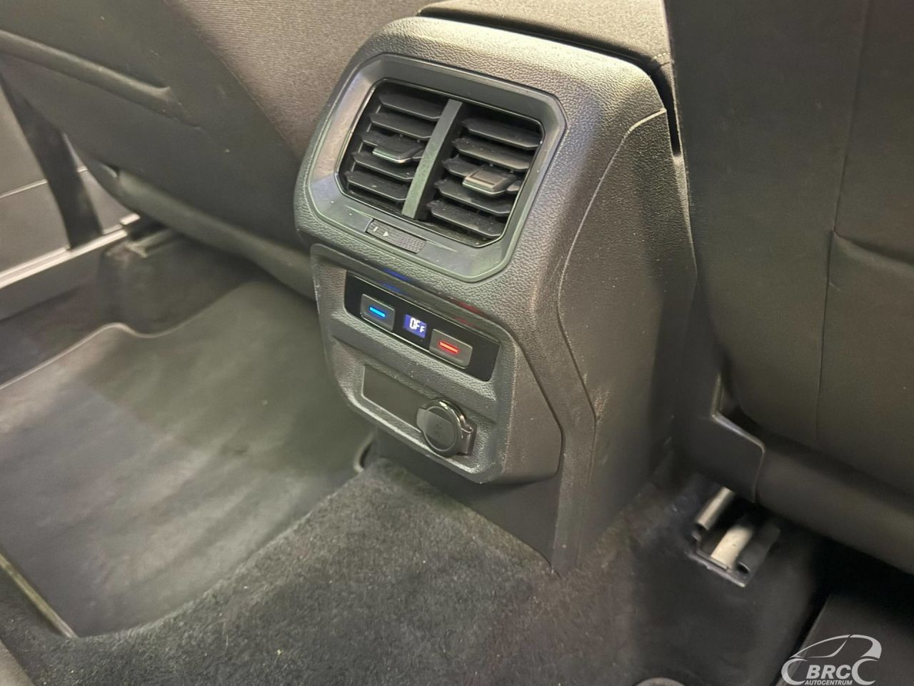 Volkswagen Tiguan | 13