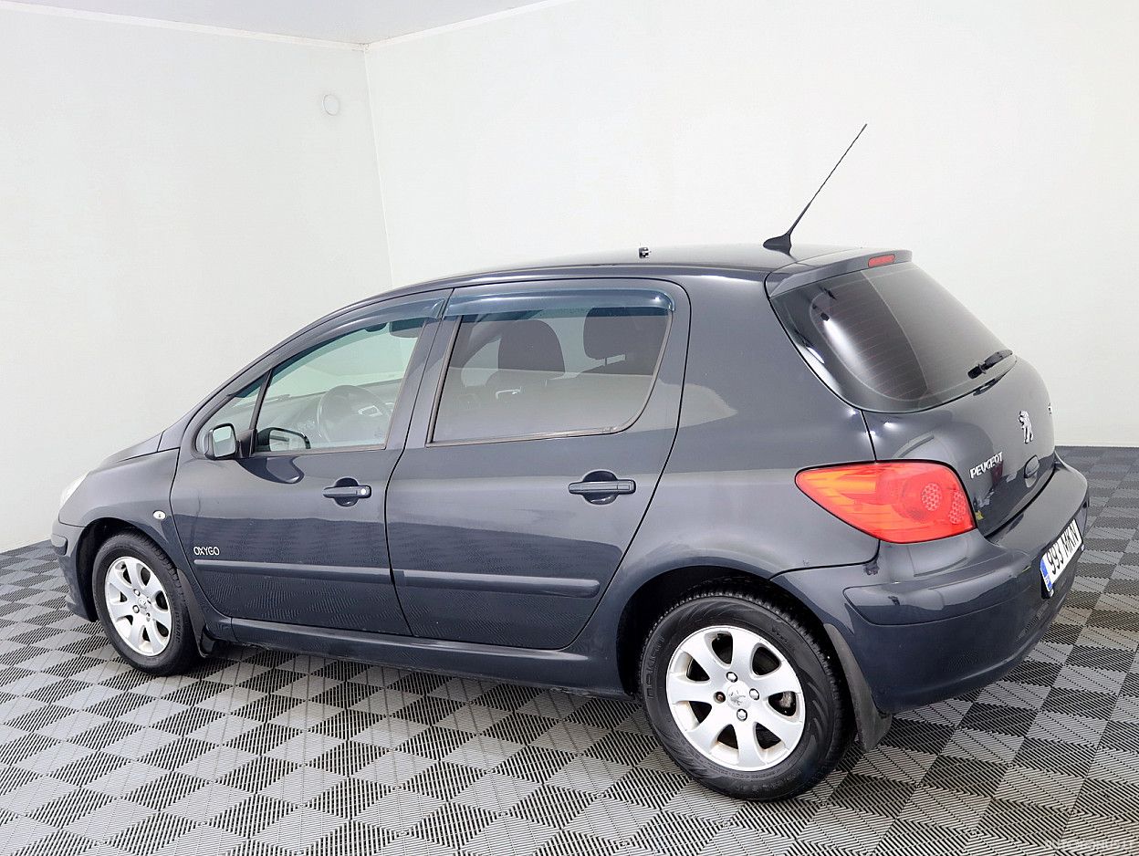 Peugeot | 3
