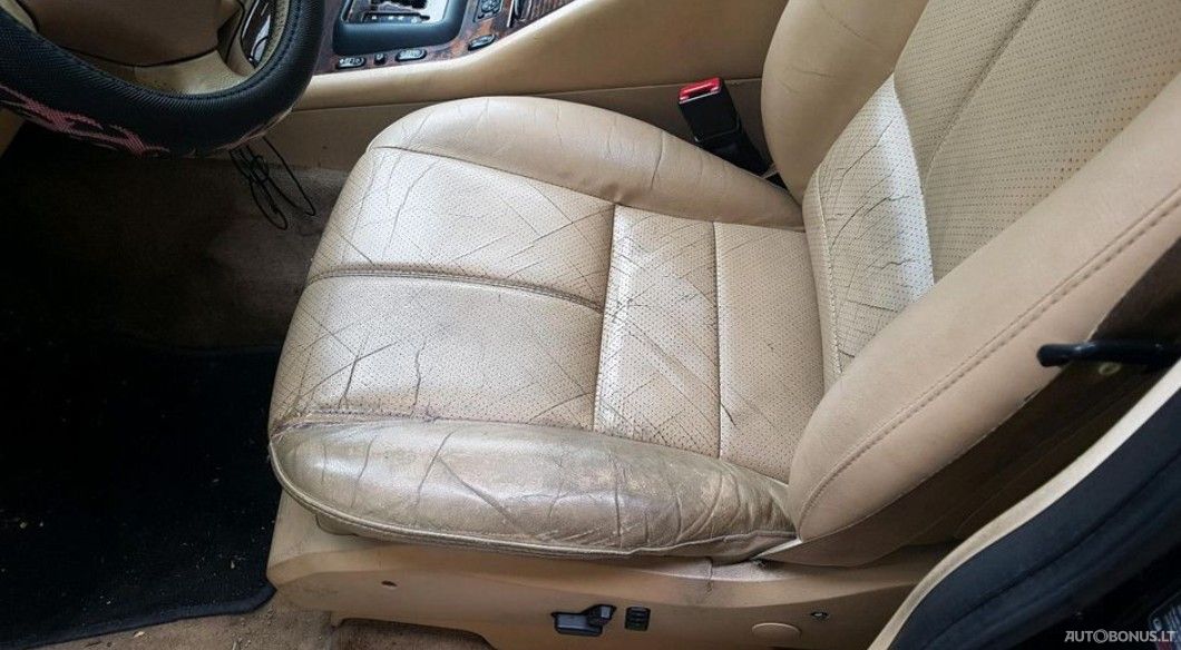 Mercedes-Benz ML500 | 13