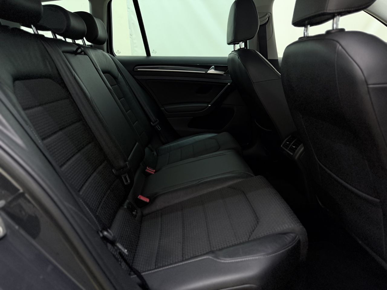 Volkswagen Golf | 12