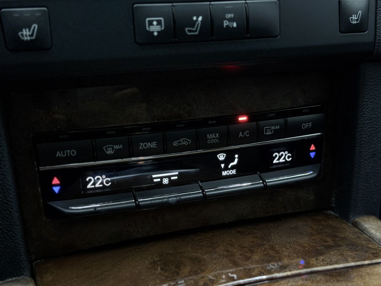 Mercedes-Benz E350 | 21