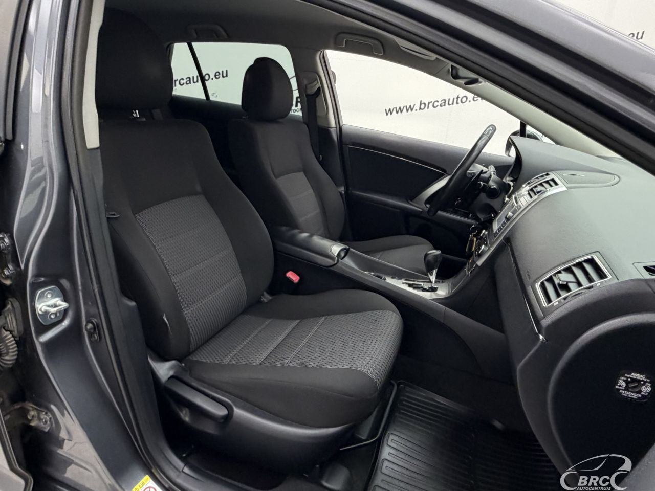 Toyota Avensis | 6