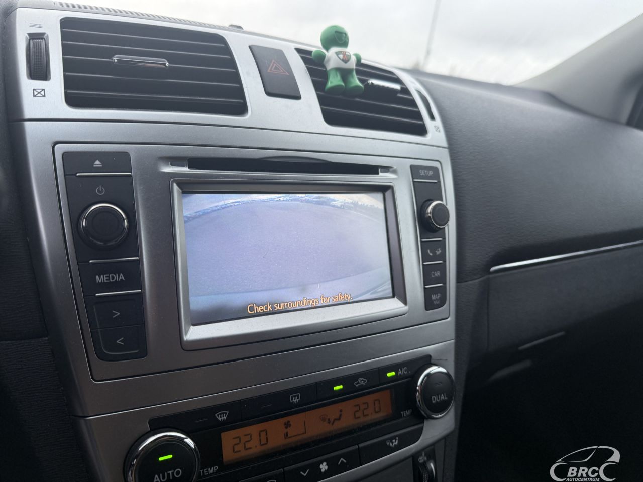 Toyota Avensis | 9