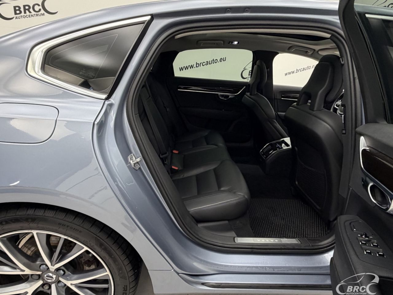 Volvo S90 | 10
