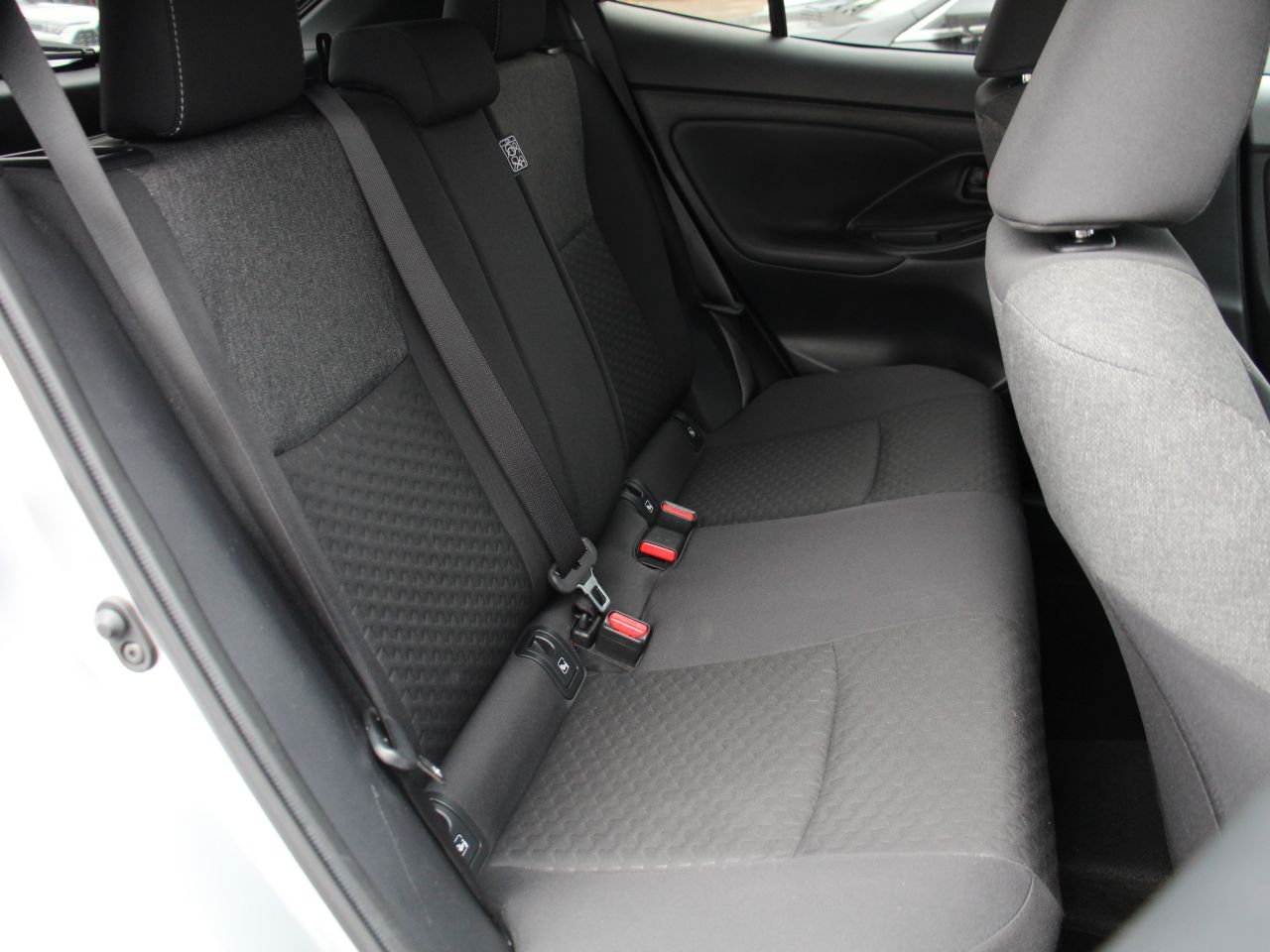 Toyota Yaris | 15
