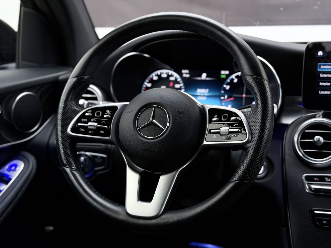 Mercedes-Benz GLC300 | 18